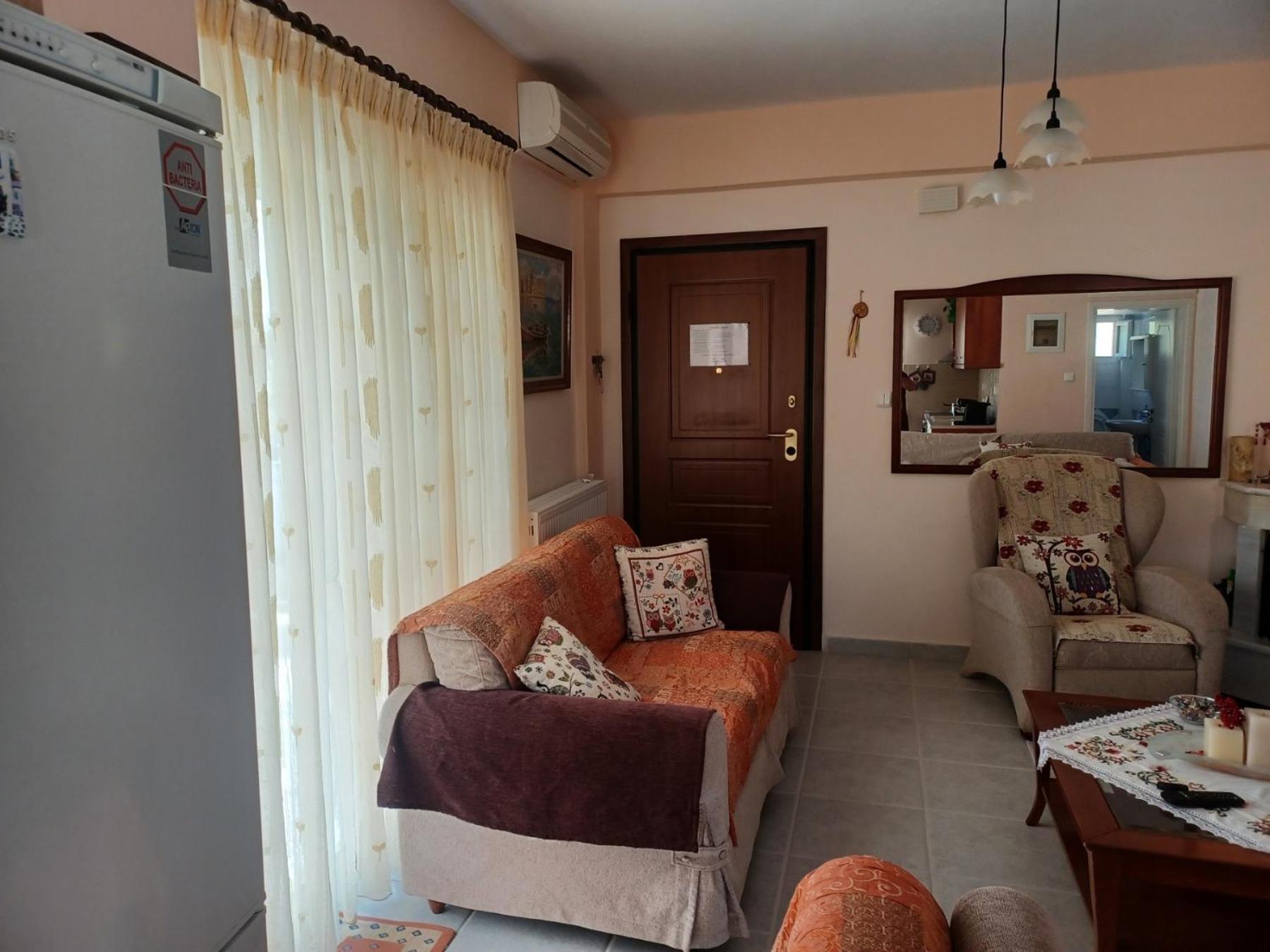 Gerakini 2Br Apt With Shared Pool 外观 照片