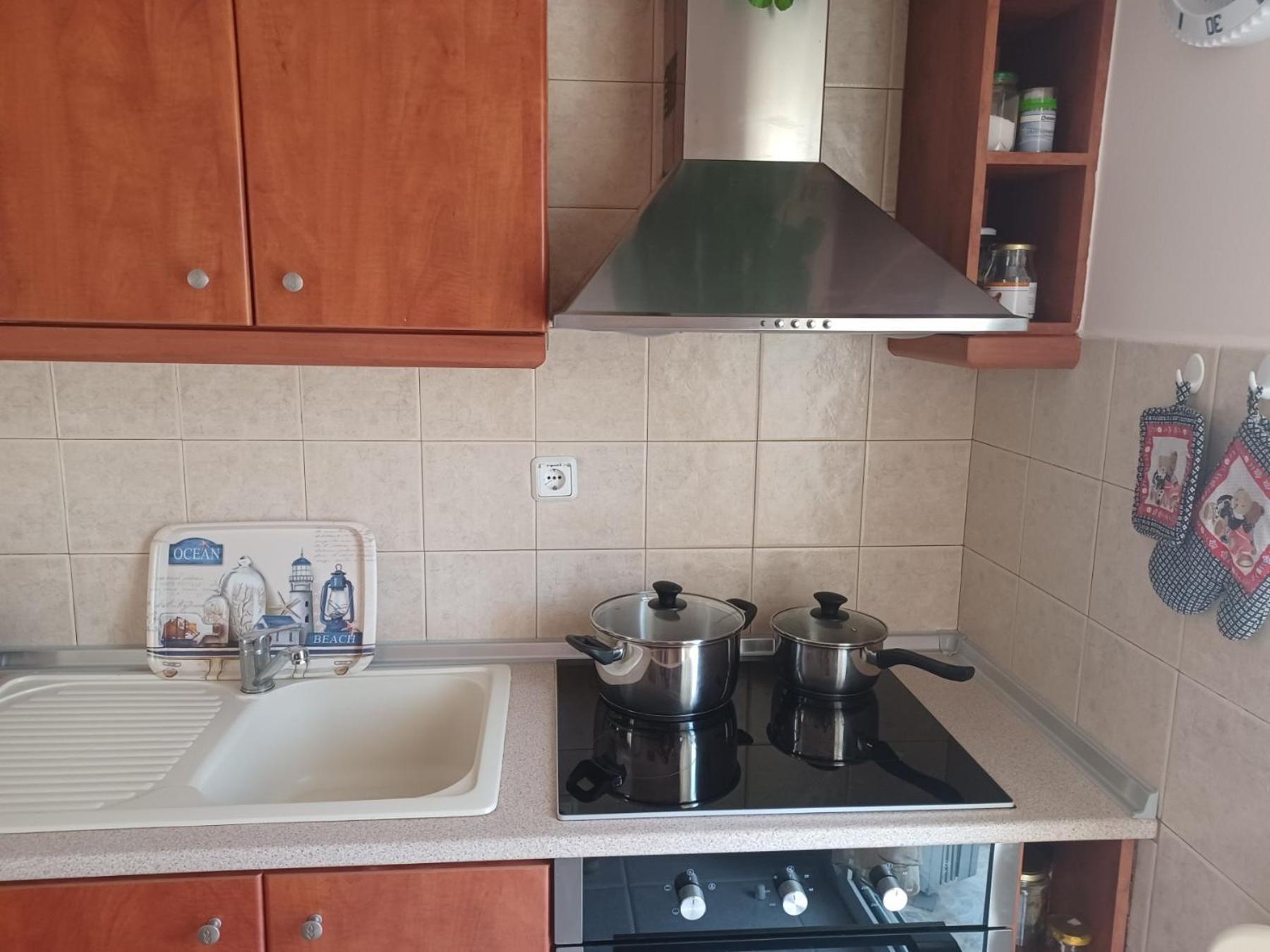 Gerakini 2Br Apt With Shared Pool 外观 照片