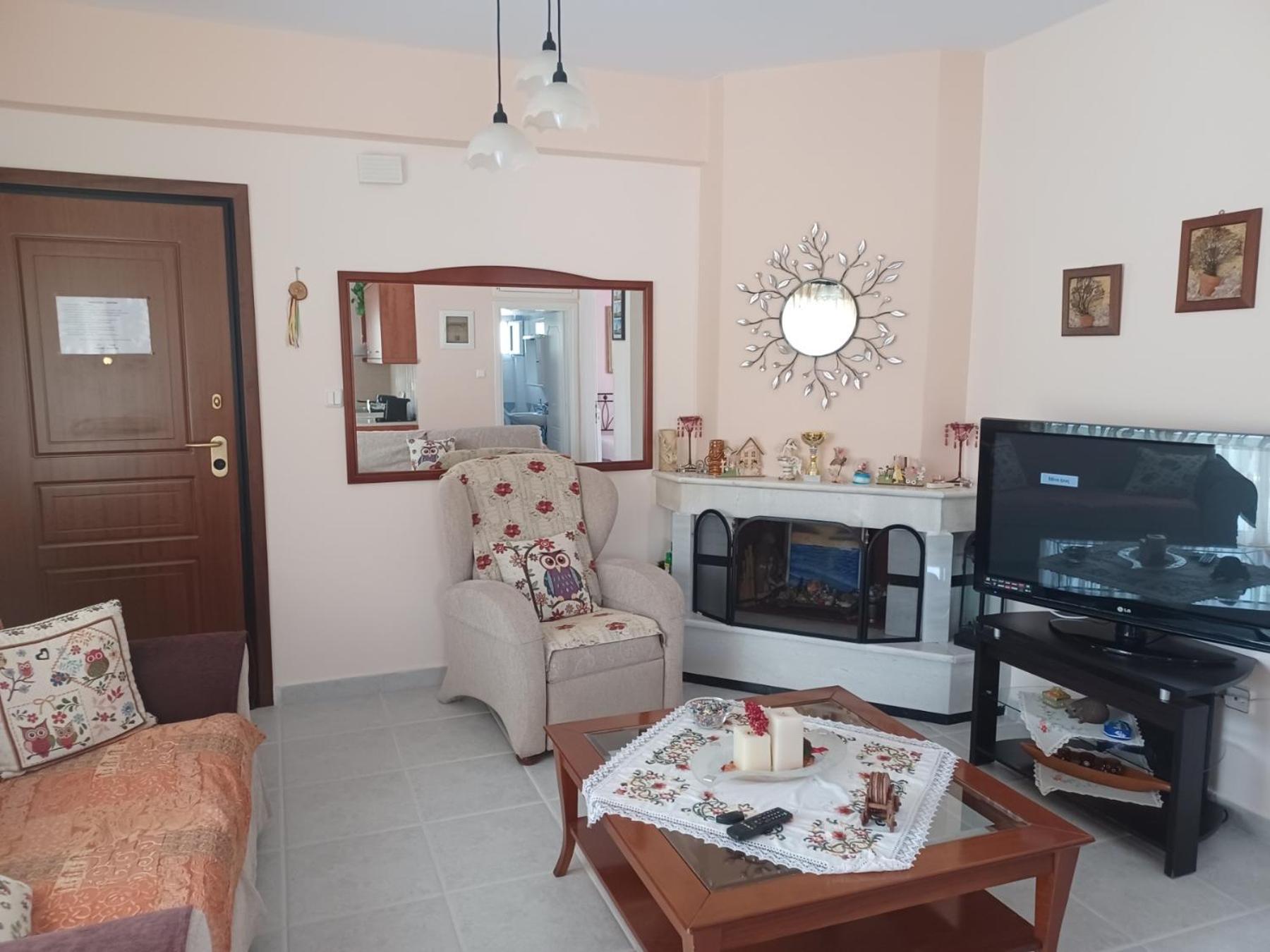 Gerakini 2Br Apt With Shared Pool 外观 照片