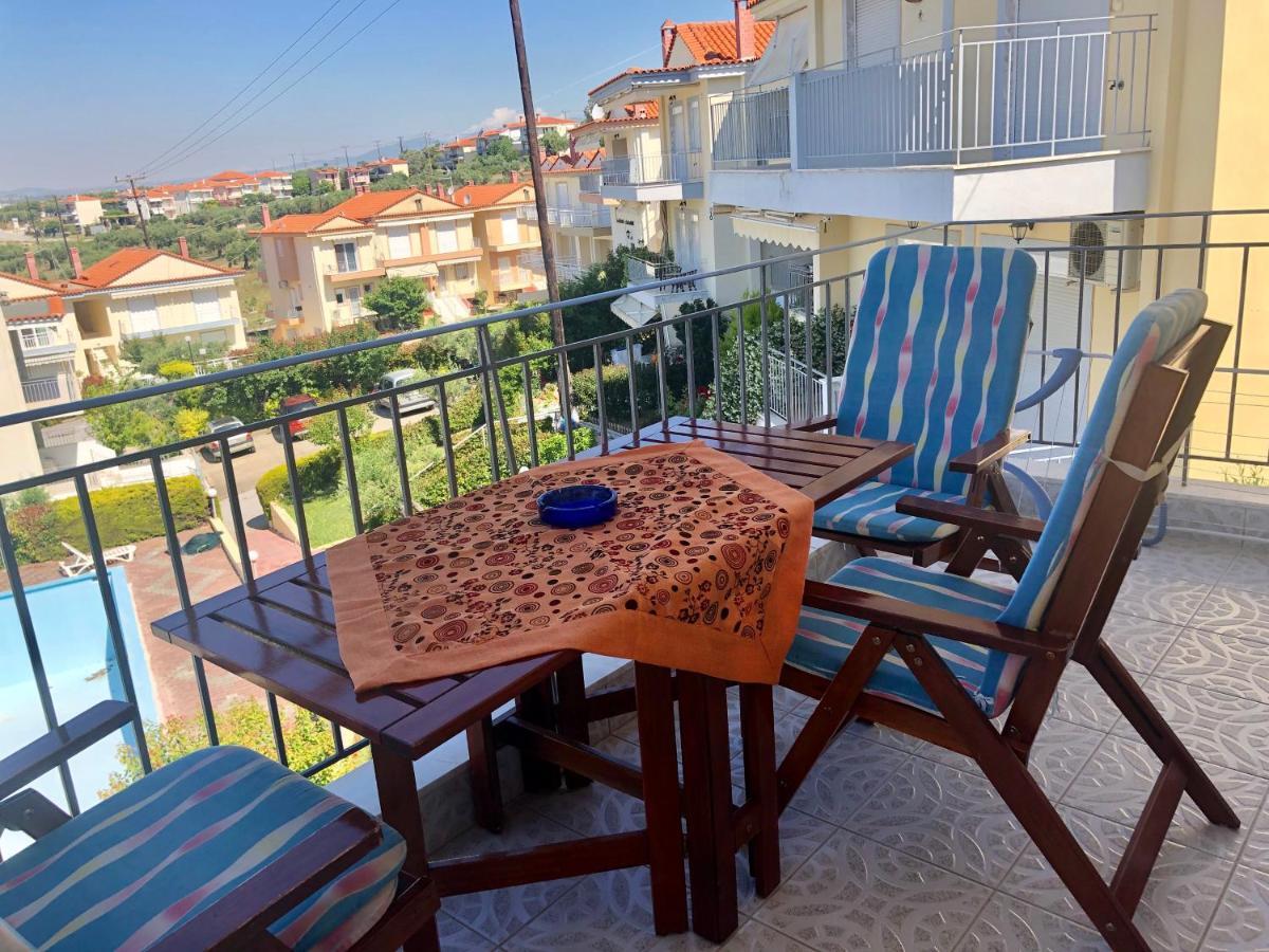 Gerakini 2Br Apt With Shared Pool 外观 照片